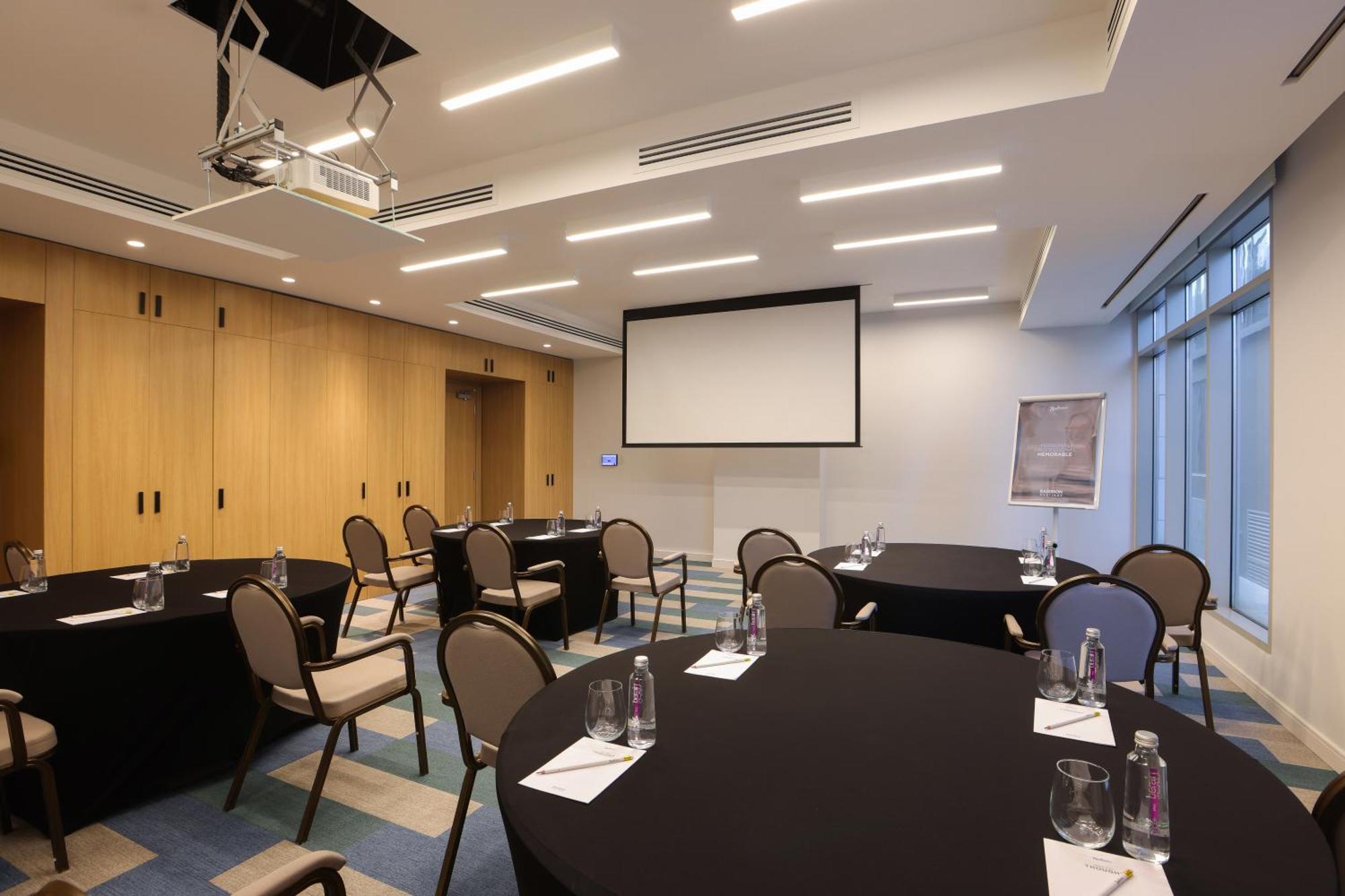 Radisson Hotel & Residence Riyadh Olaya Εξωτερικό φωτογραφία