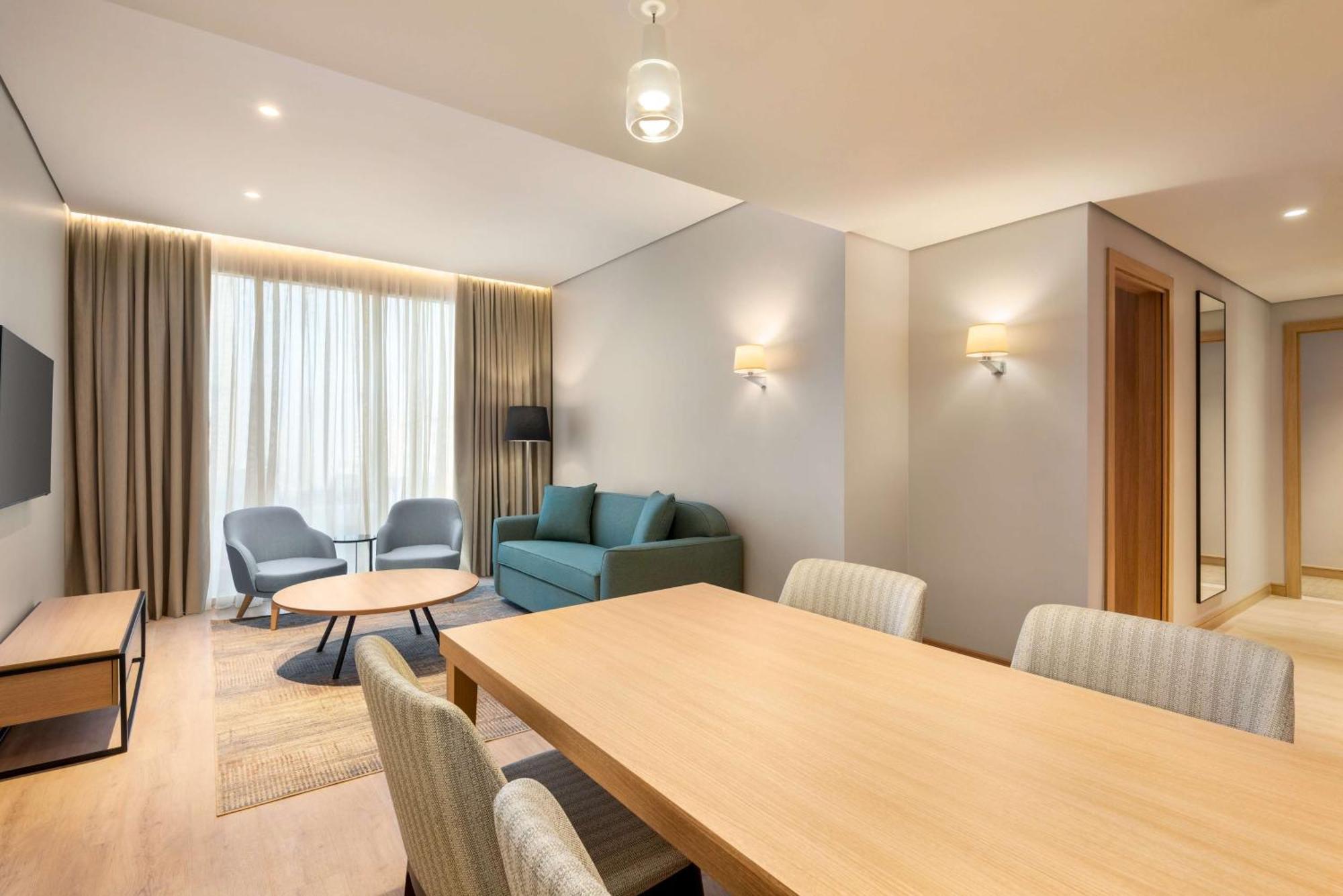 Radisson Hotel & Residence Riyadh Olaya Εξωτερικό φωτογραφία
